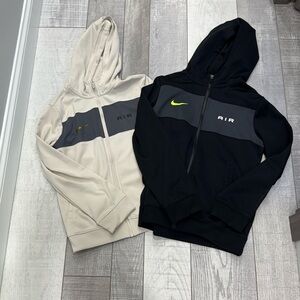 Bundle of 2 Nike tops